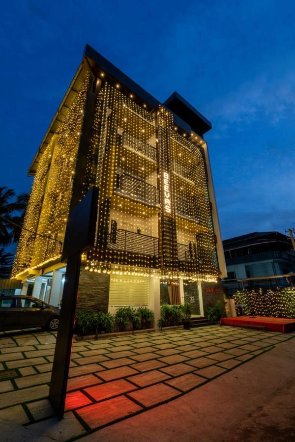 Daan Regency Hotell Thrissur Eksteriør bilde
